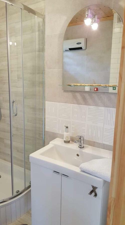 Eko Przystanek Villa Kepie Zaleszanskie Buitenkant foto